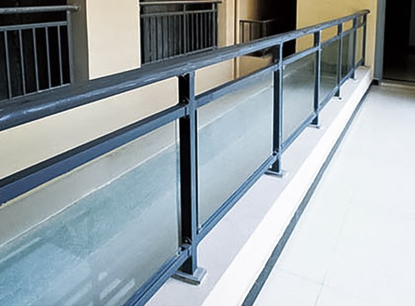 玻璃陽台護欄